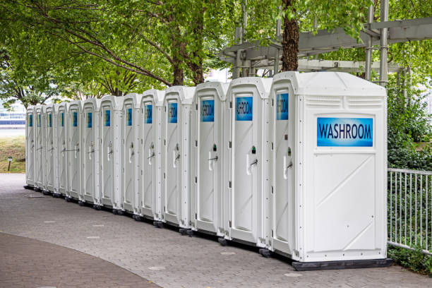 Best Portable restroom trailer rental  in Lowell, IN